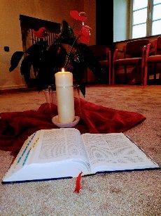 Bibel-Teilen.jpg_2087887209 (c) Sigrid Lorse