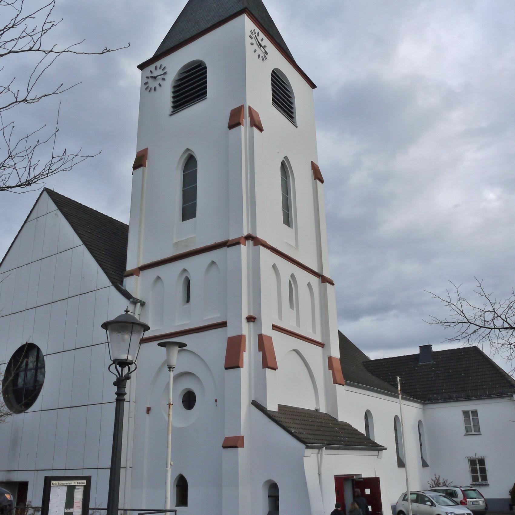 Kall kath Kirche wieder in Ordnung (1)