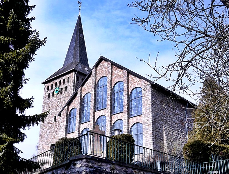 Kirche Sötenich (c) gkli